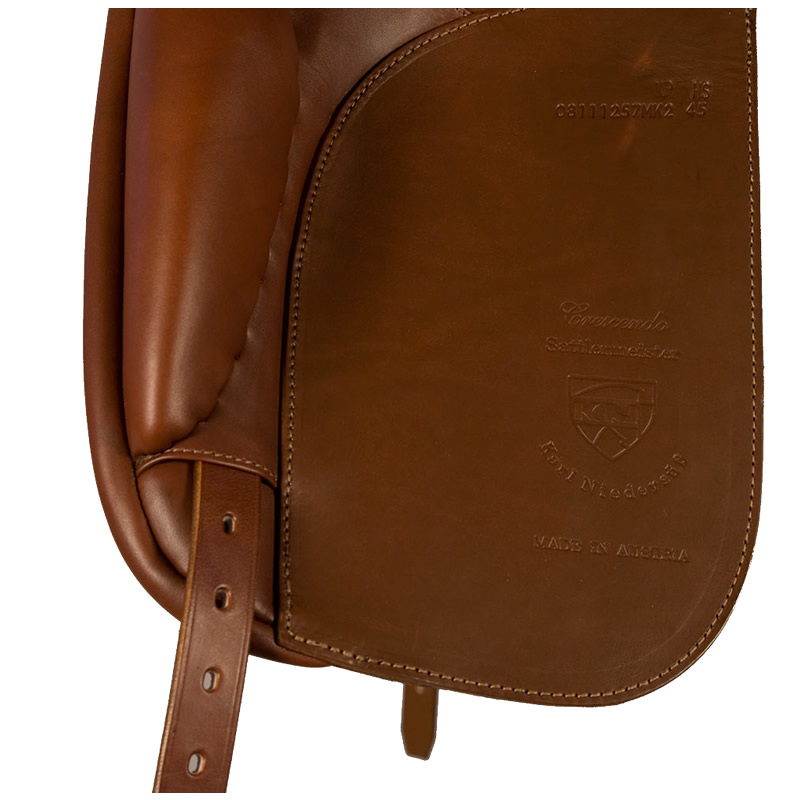KNサドル Karl Nieders 馬場鞍 | 乗馬用品買取ドットコム - 新品